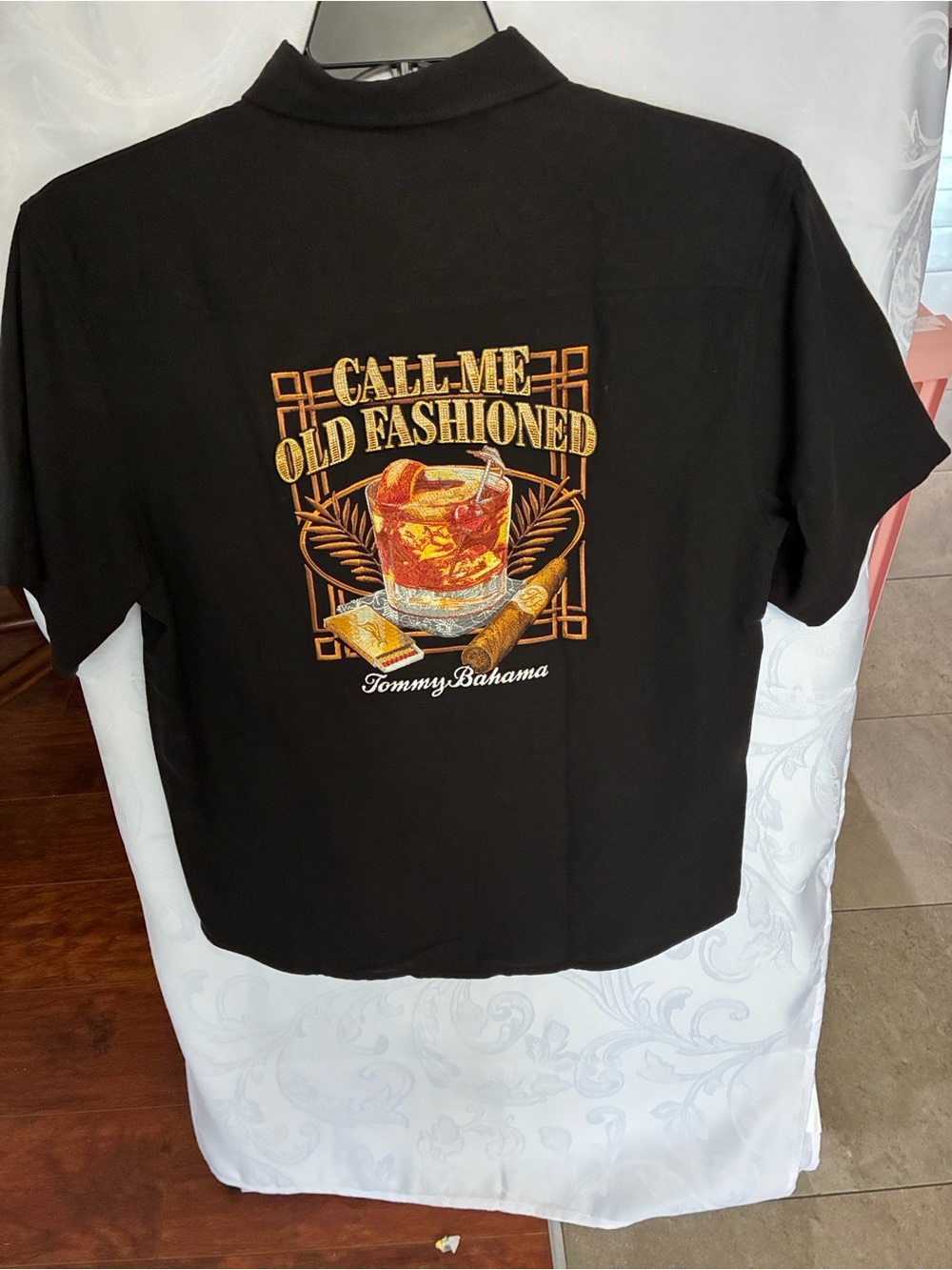 Tommy Bahama Black Short-Sleeve Button-Down Camp Shirt